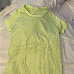 Lululemon workout shirt